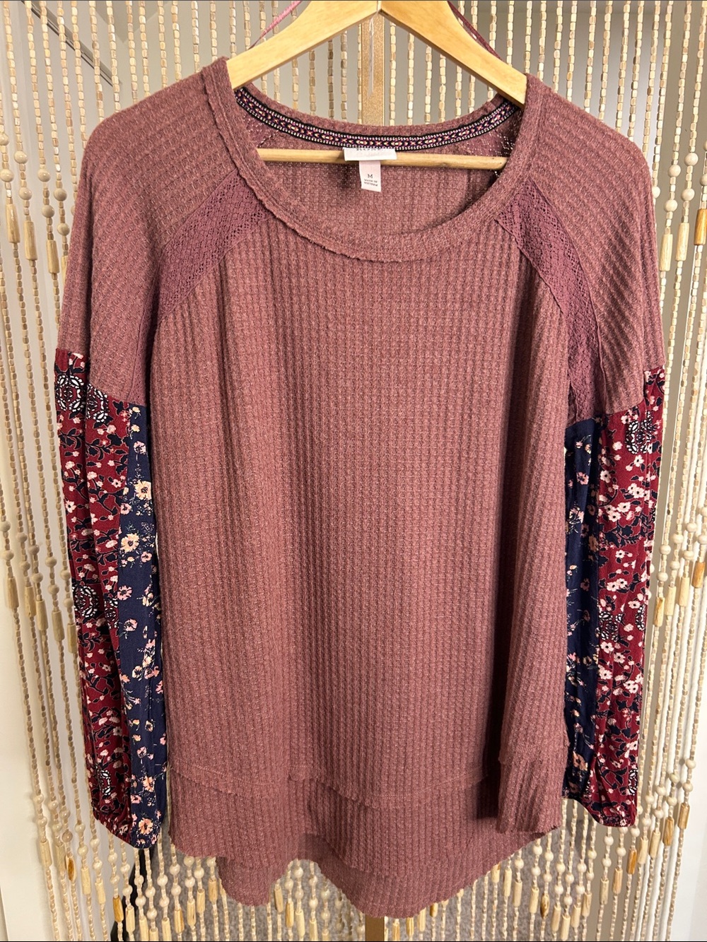 Knox Rose Mauve Waffle Knit Top with Floral Sleeve Panels